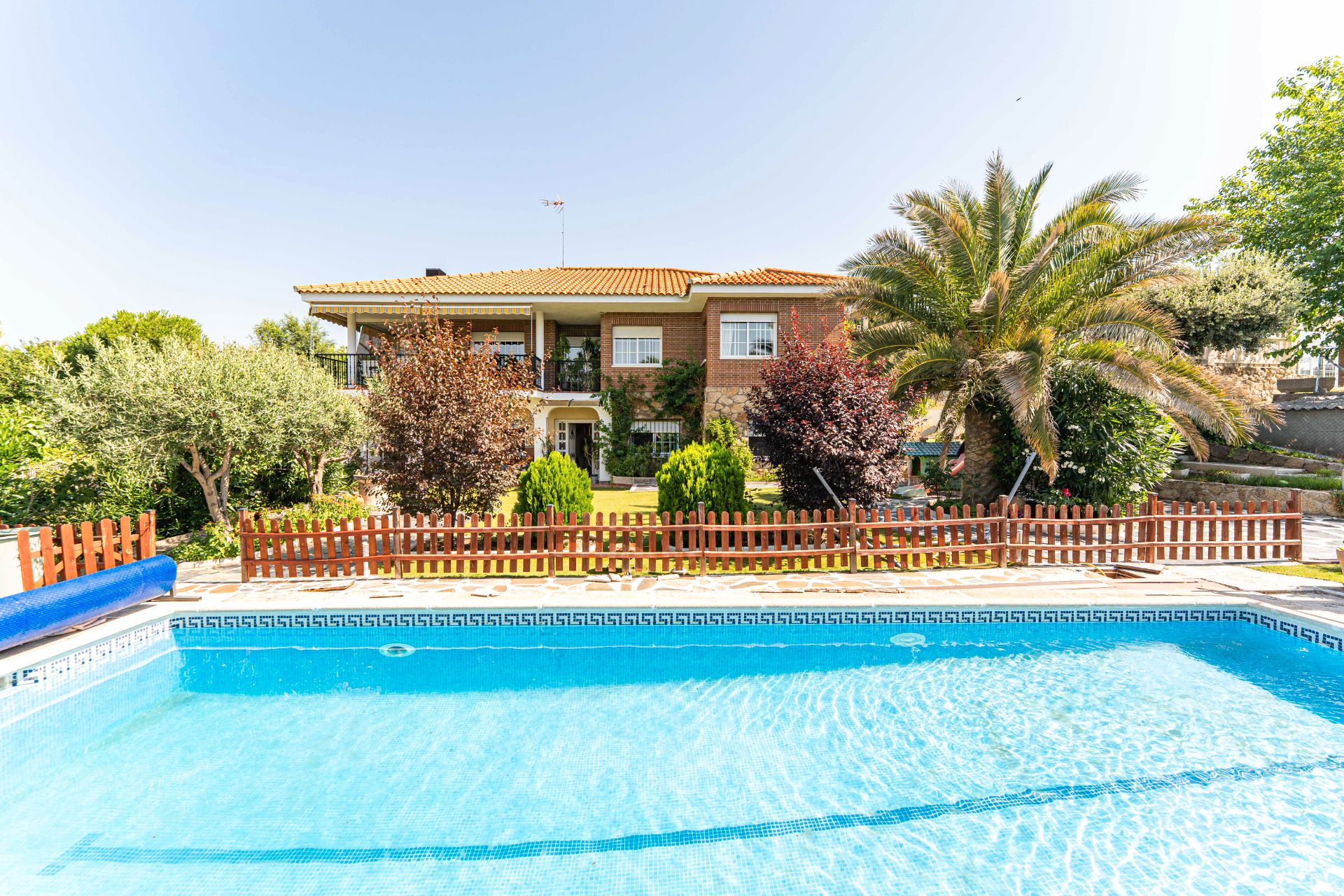 Swimming pool of House or chalet for sale in Batres  with Heating, Private garden and Terrace