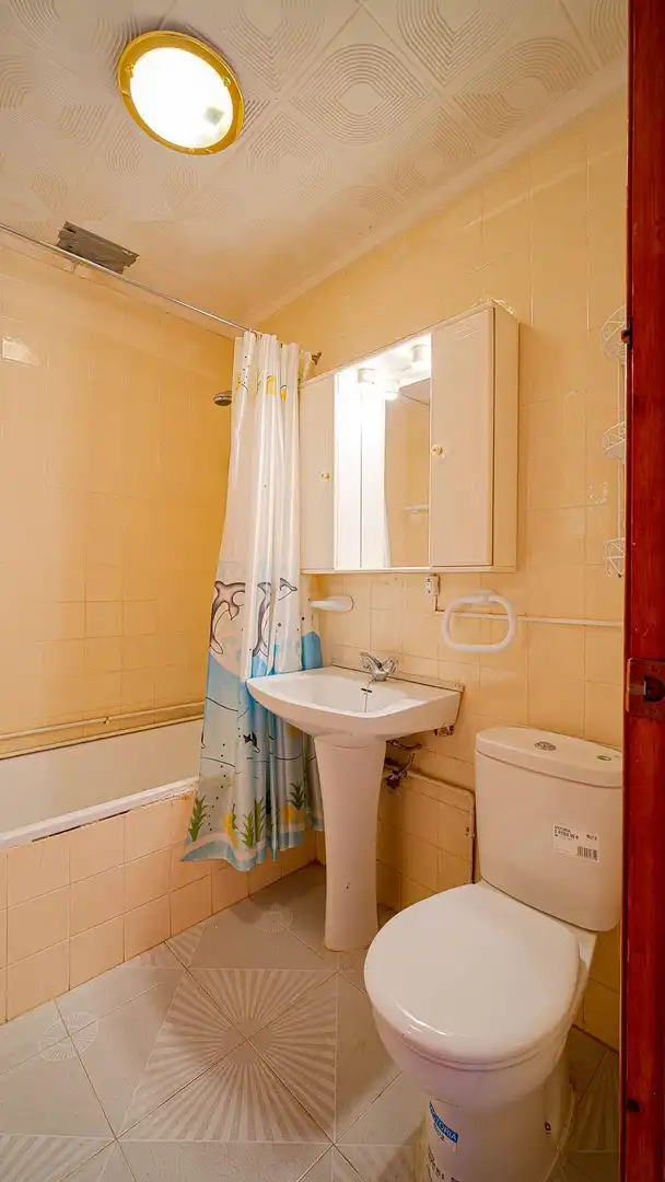 Bany de Casa o xalet en venda en Torrevieja amb Jardí privat