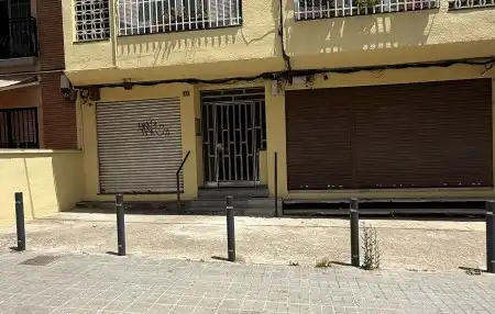 Außenansicht von Wohnung zum Verkauf in Canovelles