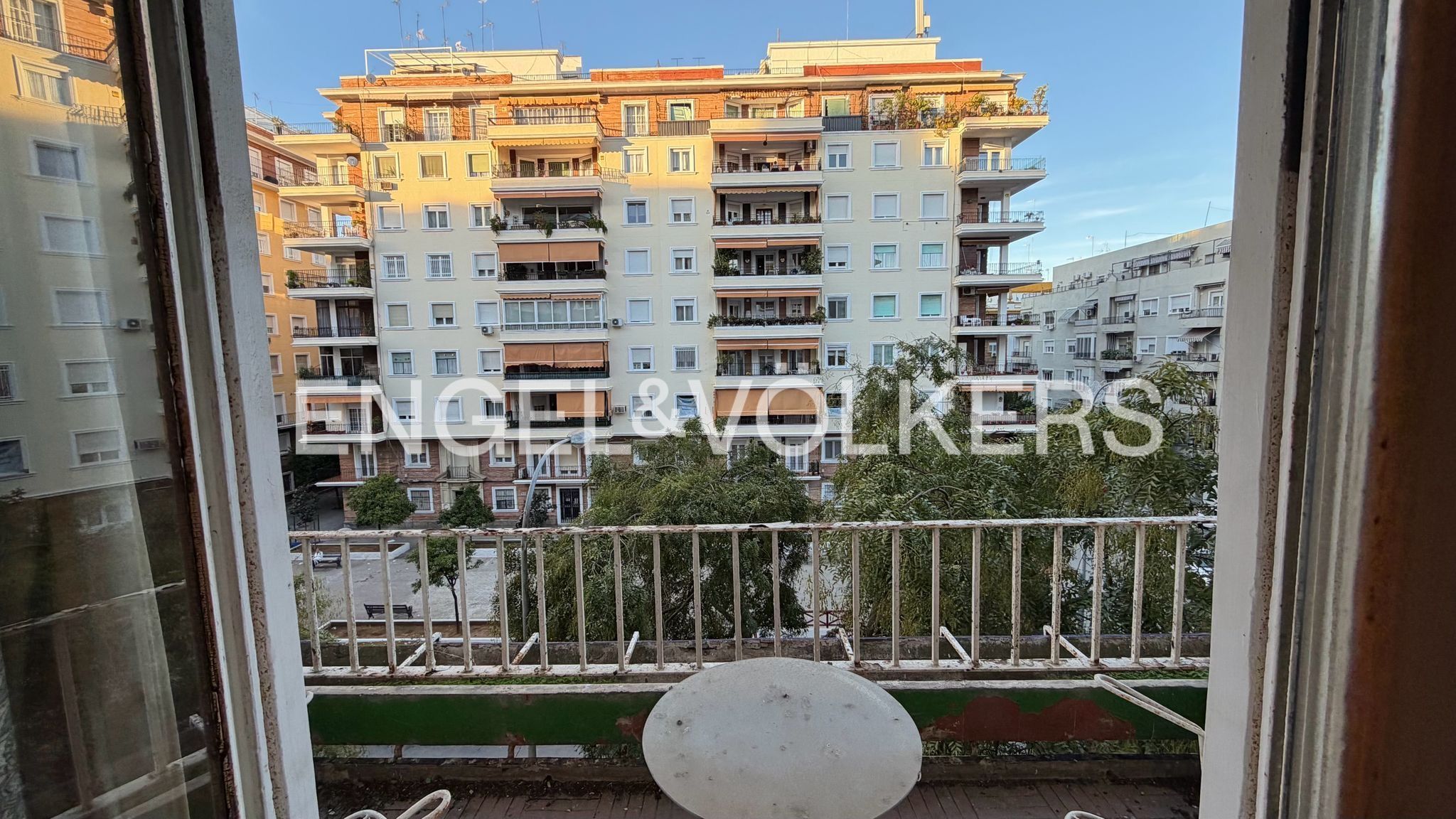 Exterior view of Flat for sale in  Sevilla Capital  with Heating, Storage room and Balcony