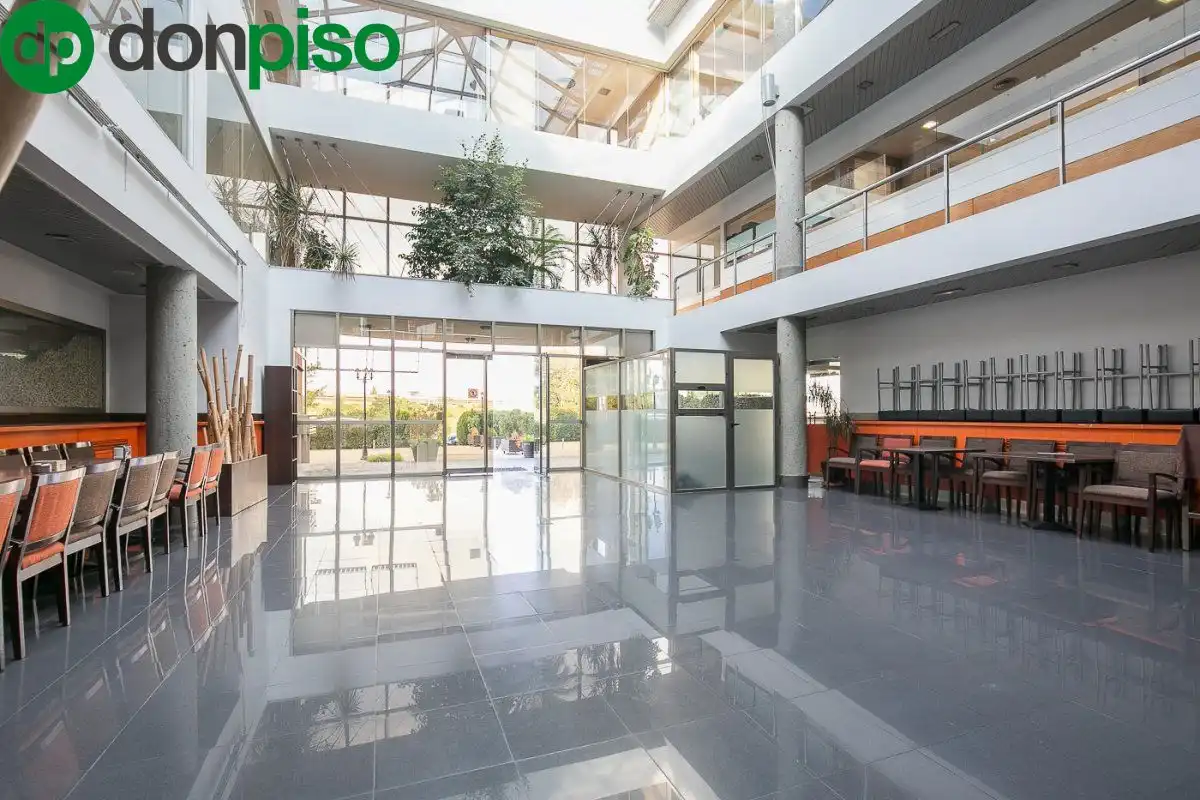 Edificio en venta en Calle FERNANDO DE LOS RIOS, Campus de la Salud