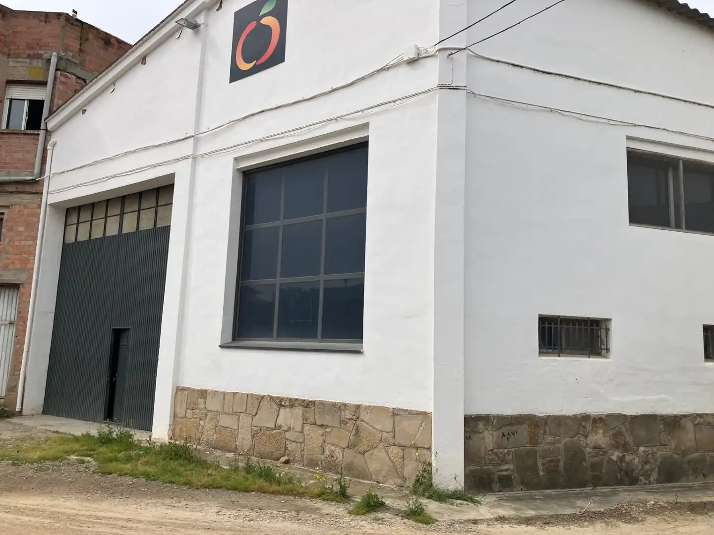 Industrial building to rent in Calle de la Hermana Andresa