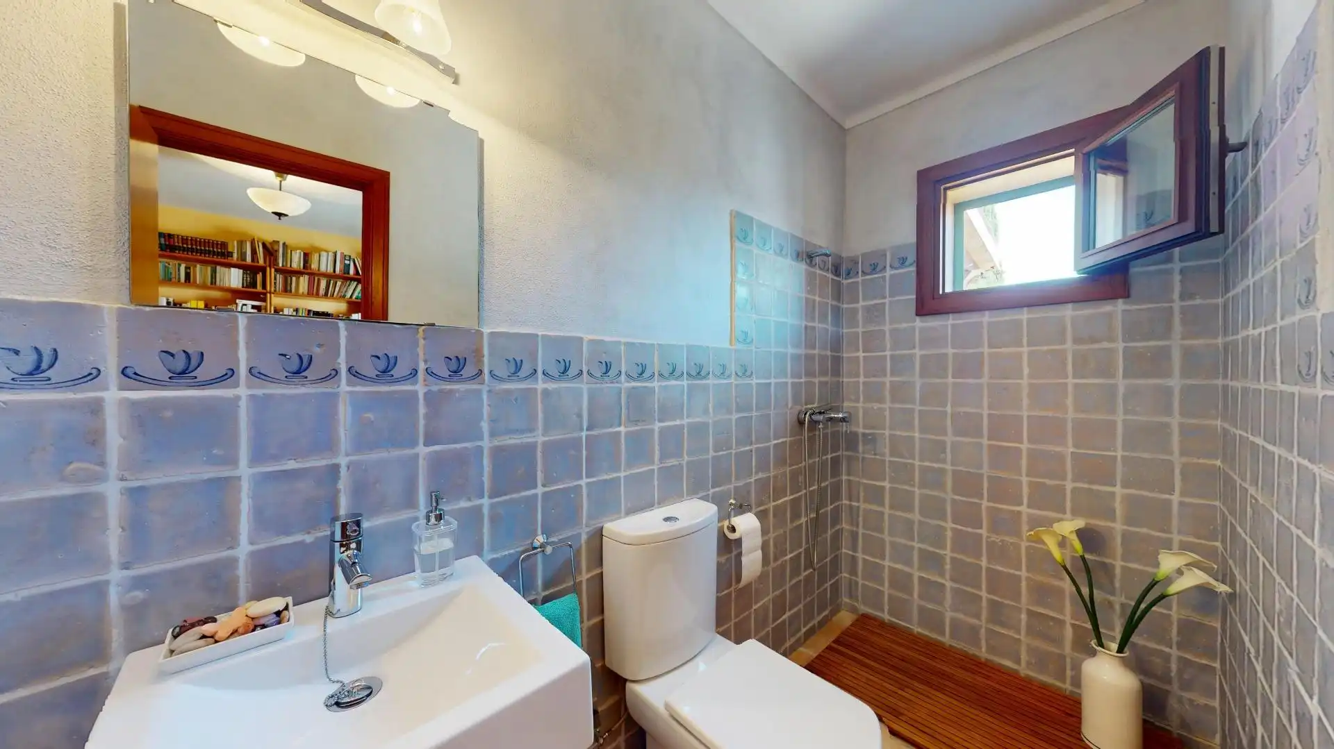Bany de Casa o xalet en venda en  Palma de Mallorca amb Aire condicionat, Jardí privat i Terrassa