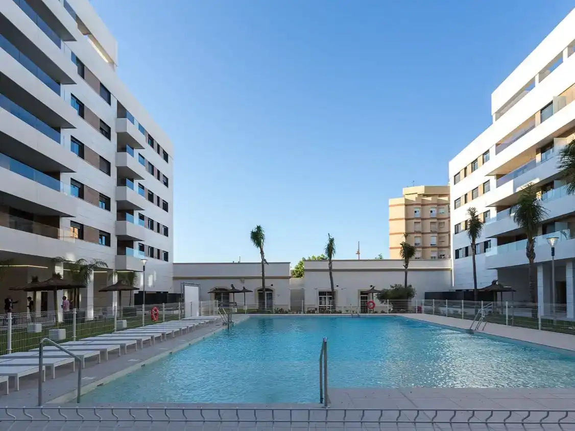 Swimming pool of Flat for rent in Avenida - Divina Pastora - Plaza de Toros