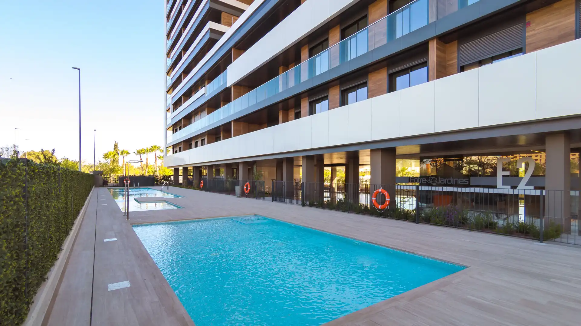 Piscina de Ático en venta en Murcia con Aire acondicionado, Calefacción y Jardín privado