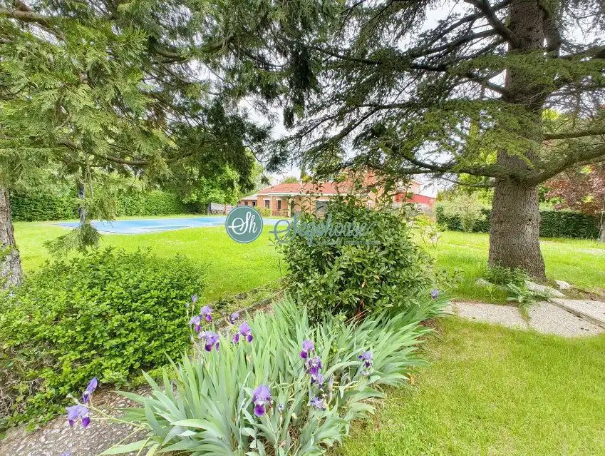 Garden of Houses for sale in Segovia  with Heating