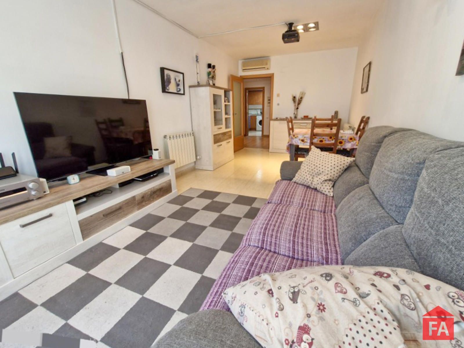 Living room of Flat for sale in El Vendrell  with Air Conditioner, Heating and Terrace