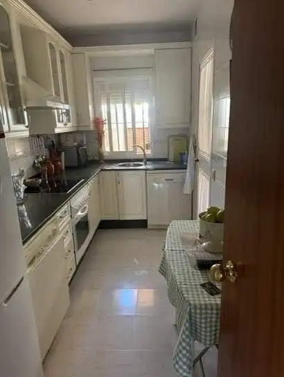 Cuina de Casa adosada en venda en El Rocío - La Milagrosa