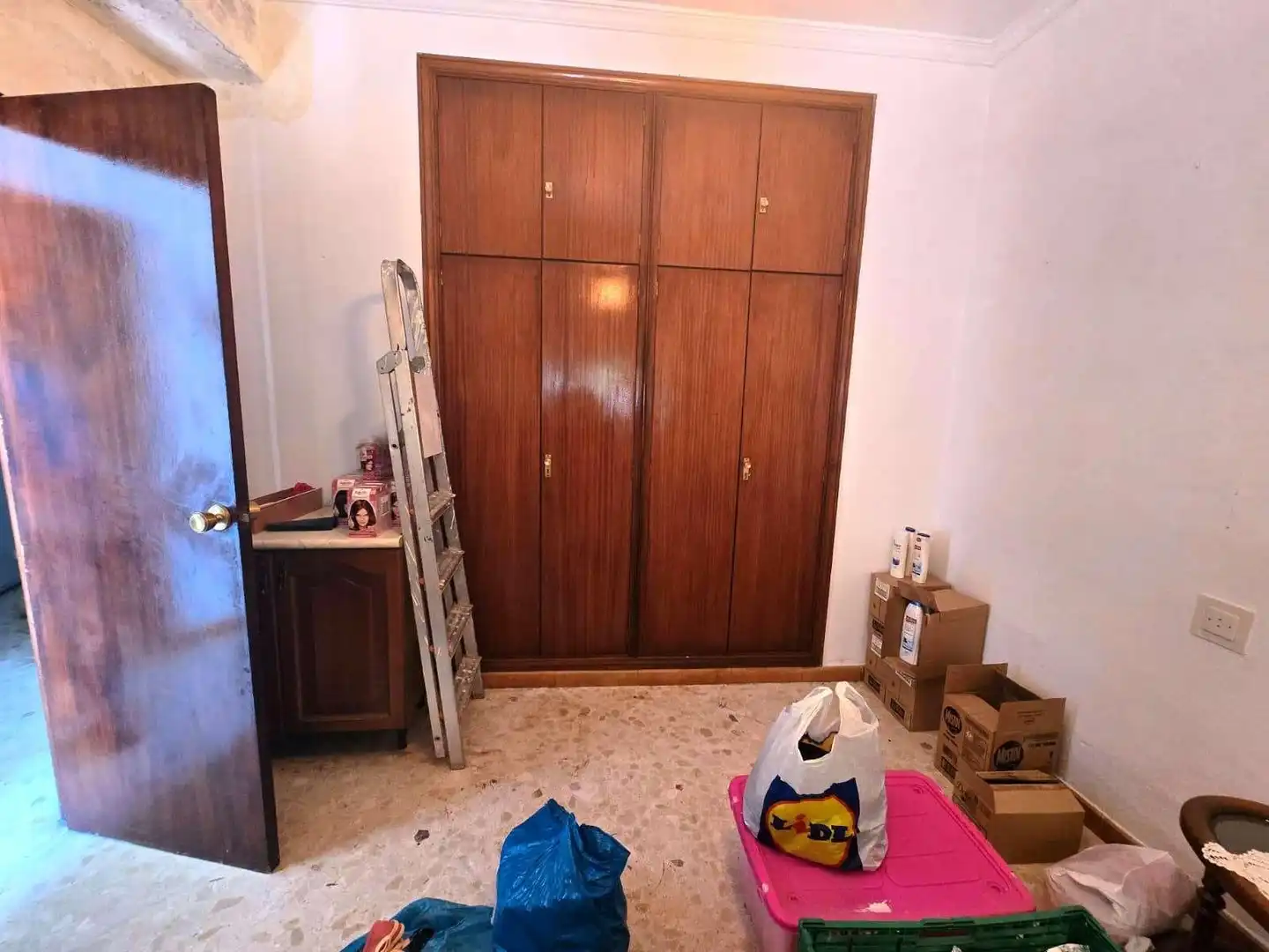Habitación de Casa o chalet en venta en Valencina de la Concepción con Terraza, Trastero y Piscina