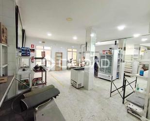 Premises for sale in V Centenario - Piletas - Capuchinos