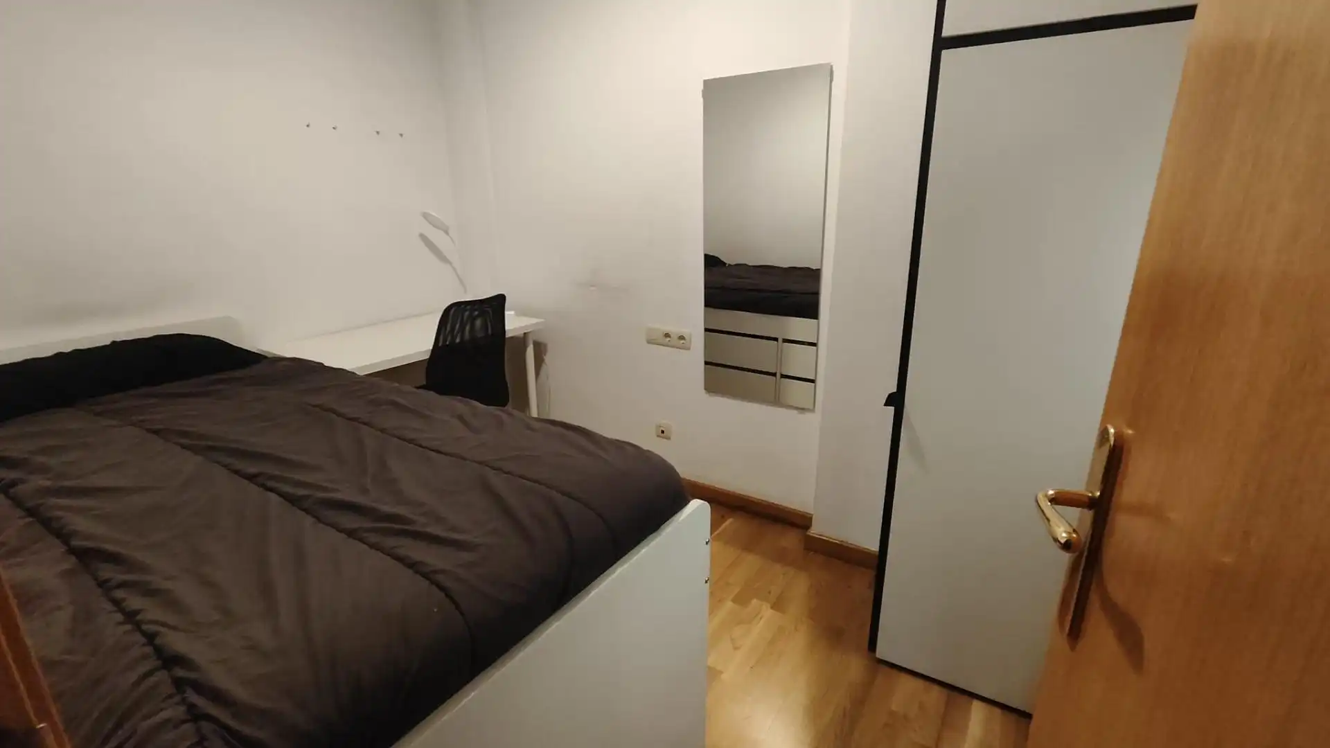 Schlafzimmer von Wohnung zum Verkauf in Sabadell mit Heizung und Abstellraum