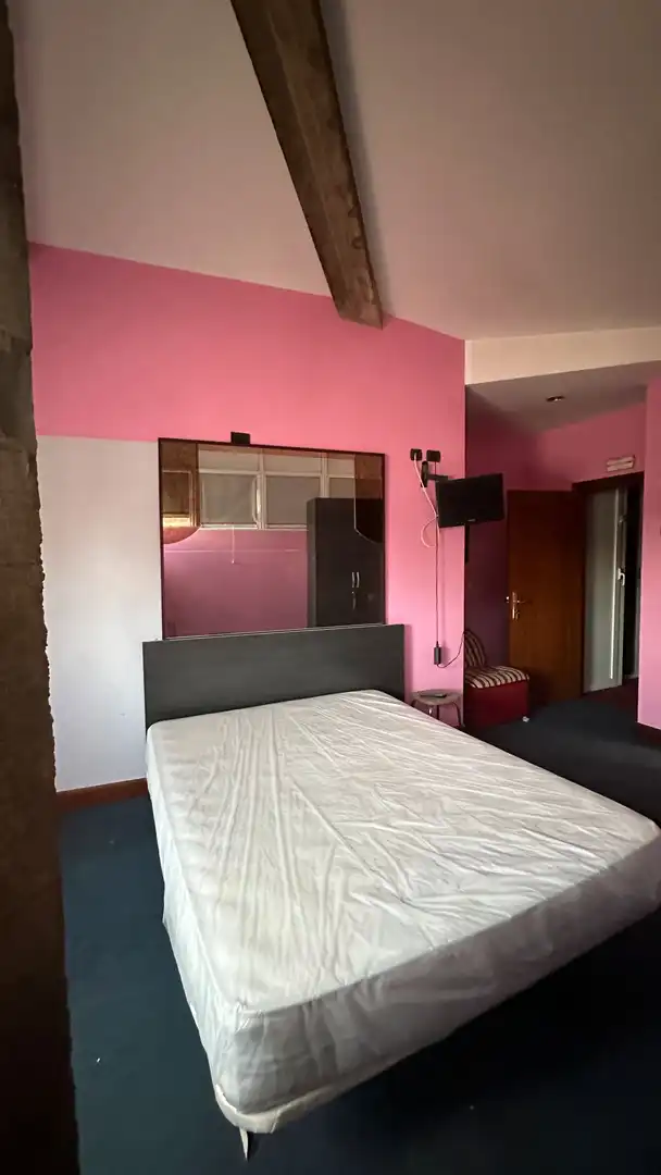 Habitación de Edificio en venta en Loiu