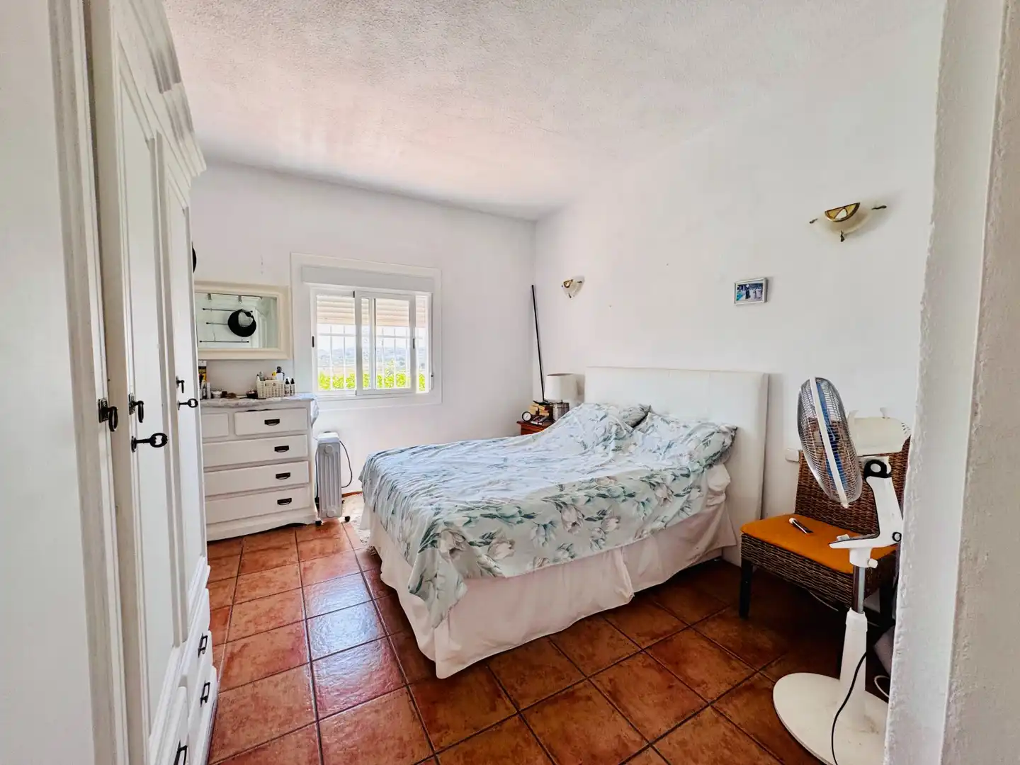 Dormitori de Finca rústica en venda en Aspe amb Jardí privat, Terrassa i Piscina