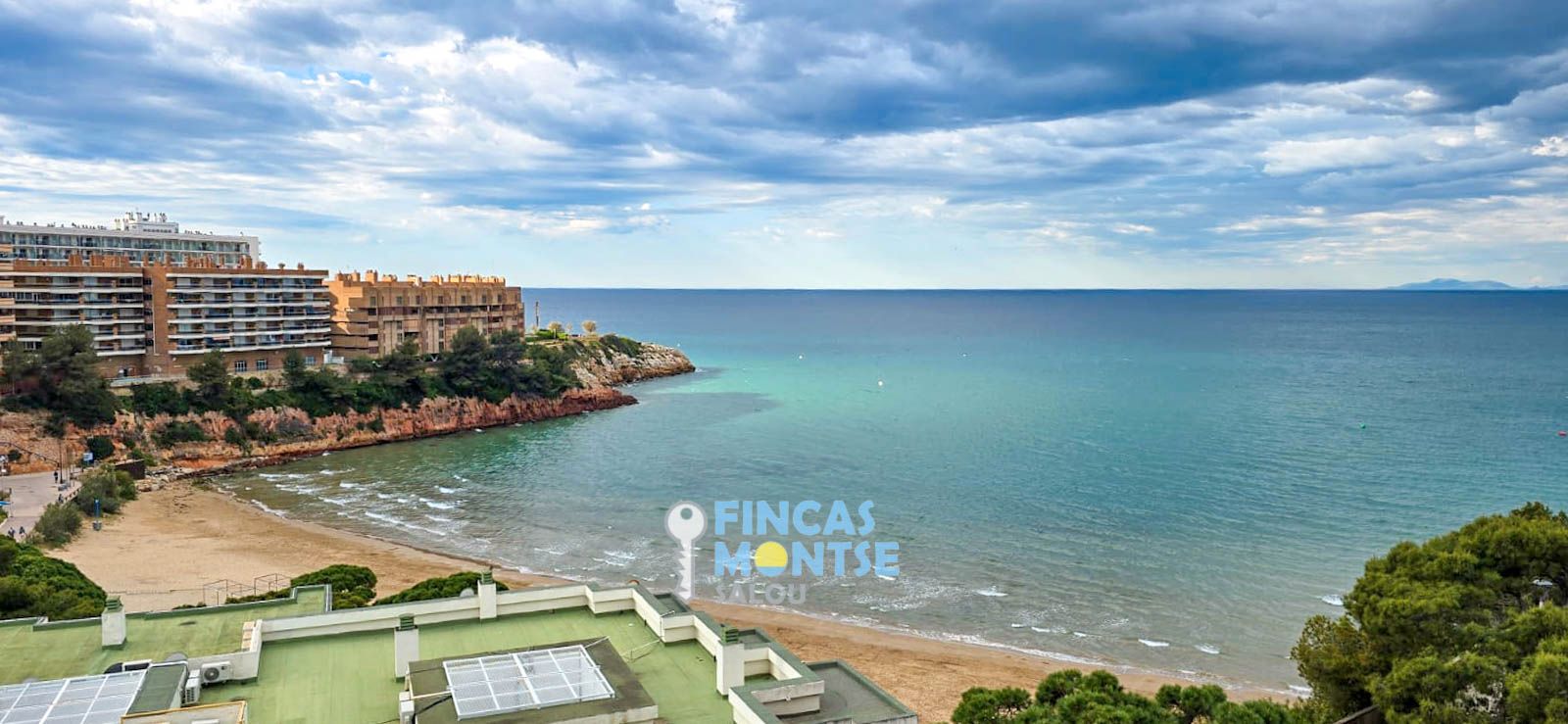 Exterior view of Flat for sale in Salou  with Terrace, Furnished and Community pool