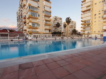 Pis amb piscina en venda a Urbanizacion Pueblo Nuevo 11