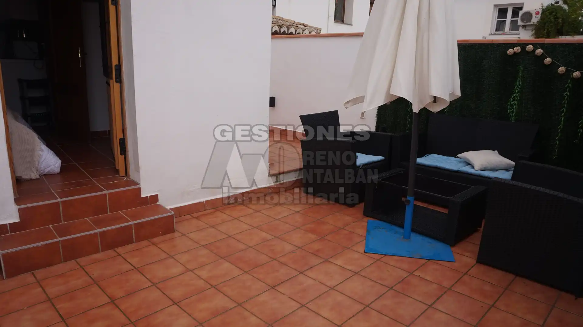 Attic for rent in Cuesta de Abarqueros, Barrio de Albaicín