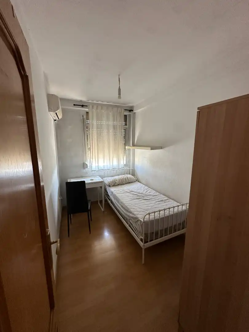 Habitación de Piso en venta en Camas con Aire acondicionado, Terraza y Balcón