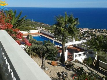 Villa con piscina in vendita a ZONA DEL PINAR ALCOSSEBRE