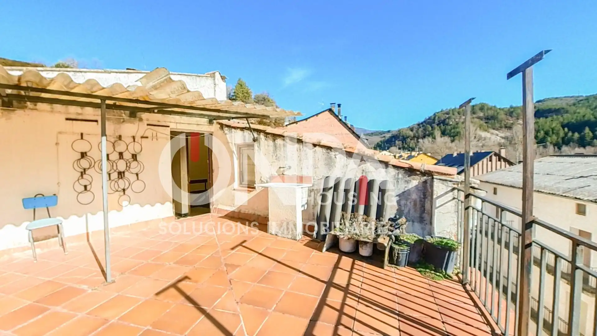 Buildings for sale in Avenida FLAMISELL, 5, Senterada