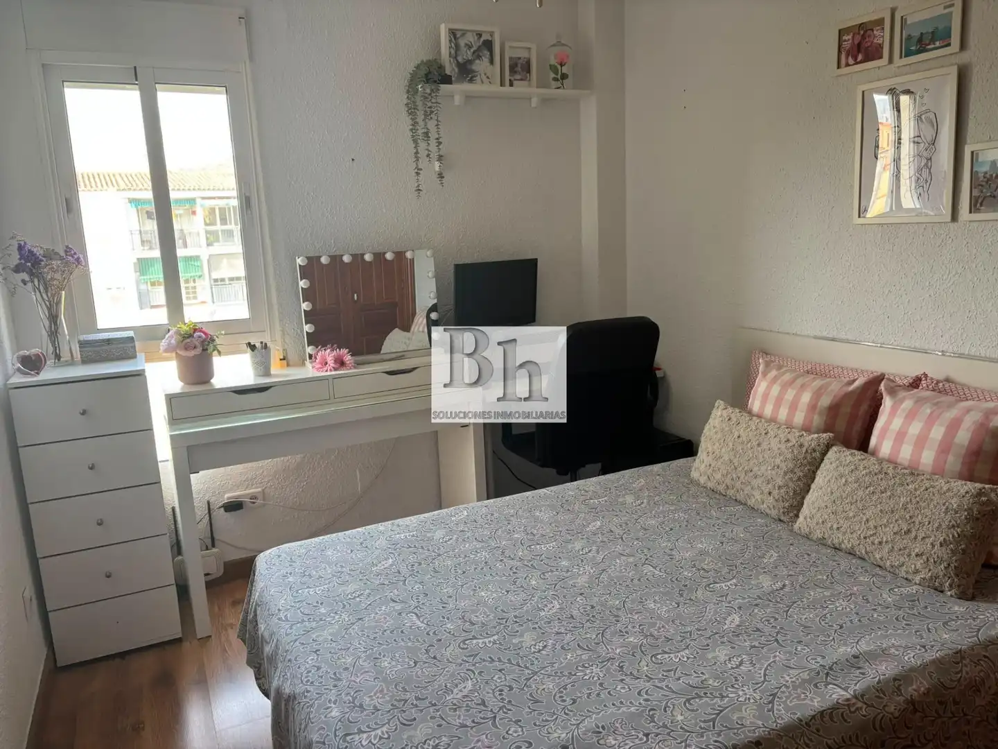 Schlafzimmer von Wohnung zum Verkauf in Málaga mit Klimaanlage, Privatgarten und Parkett