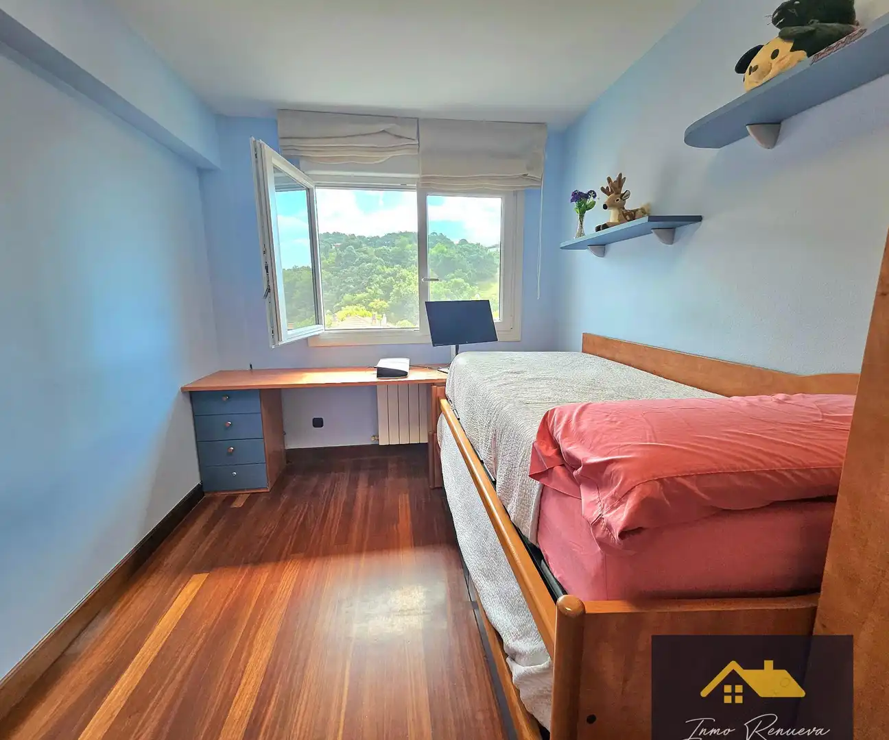 Bedroom of Flat for sale in Etxebarri, Bizkaia