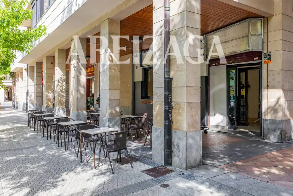 Terrasse von Geschaftsraum zur Miete in Donostia - San Sebastián  mit Klimaanlage und Möbliert