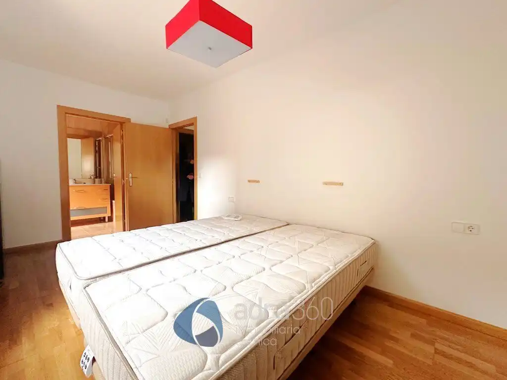 Dormitori de Casa o xalet en venda en Cirueña amb Calefacció, Jardí privat i Terrassa