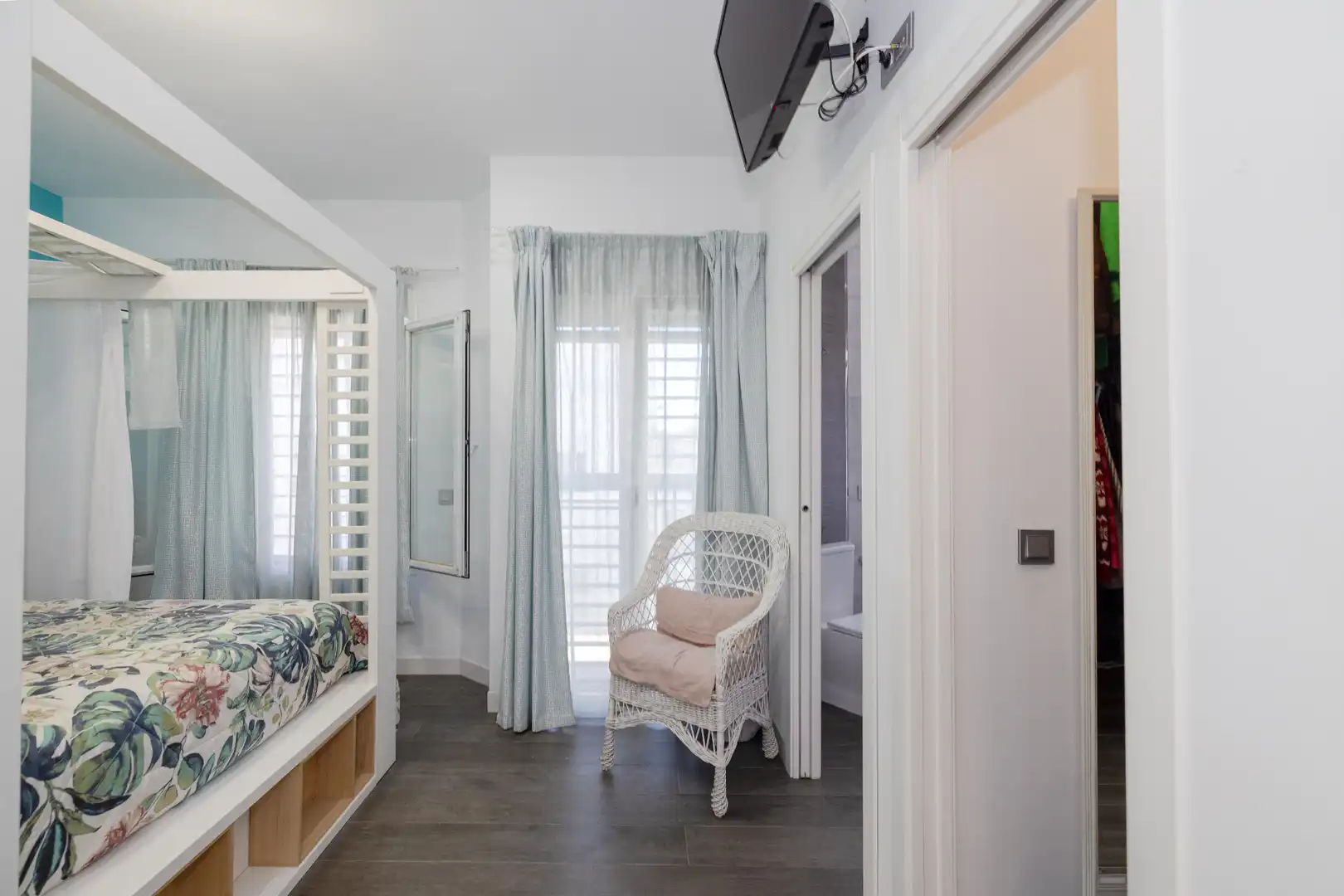 Schlafzimmer von Einfamilien-Reihenhaus zum Verkauf in Málaga mit Klimaanlage, Heizung und Terrasse