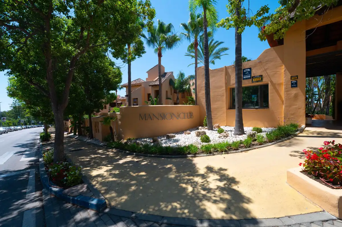 Piso con ascensor en venta en Milla de Oro, imagen 29