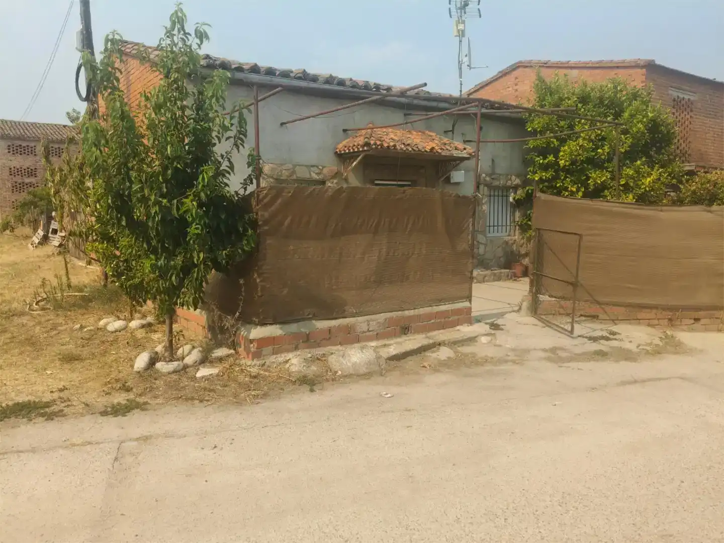 Finca rústica en venda en Jarandilla de la Vera amb Aire condicionat, Jardí privat i Moblat