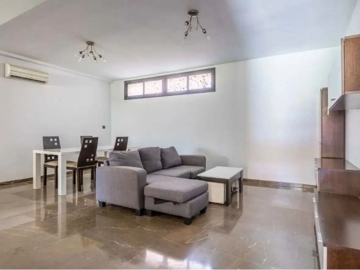 Sala d'estar de Casa o xalet en venda en Guillena amb Aire condicionat i Terrassa