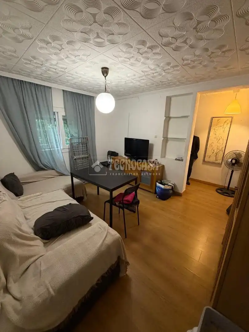 Living room of Flat for sale in Sevilla  with Air Conditioner
