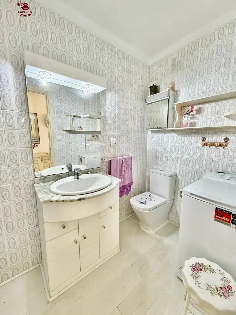 Baño de Piso de alquiler en Vélez-Málaga con Aire acondicionado, Jardín privado y Terraza
