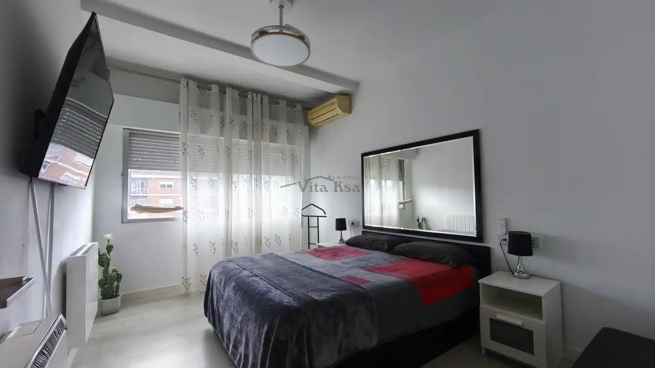 Habitación de Piso en venta en Ourense Capital  con Aire acondicionado, Calefacción y Trastero