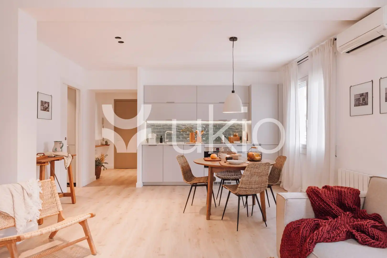Kitchen of Apartments for rent in Barcelona  with Air Conditioner, Furnished and Oven