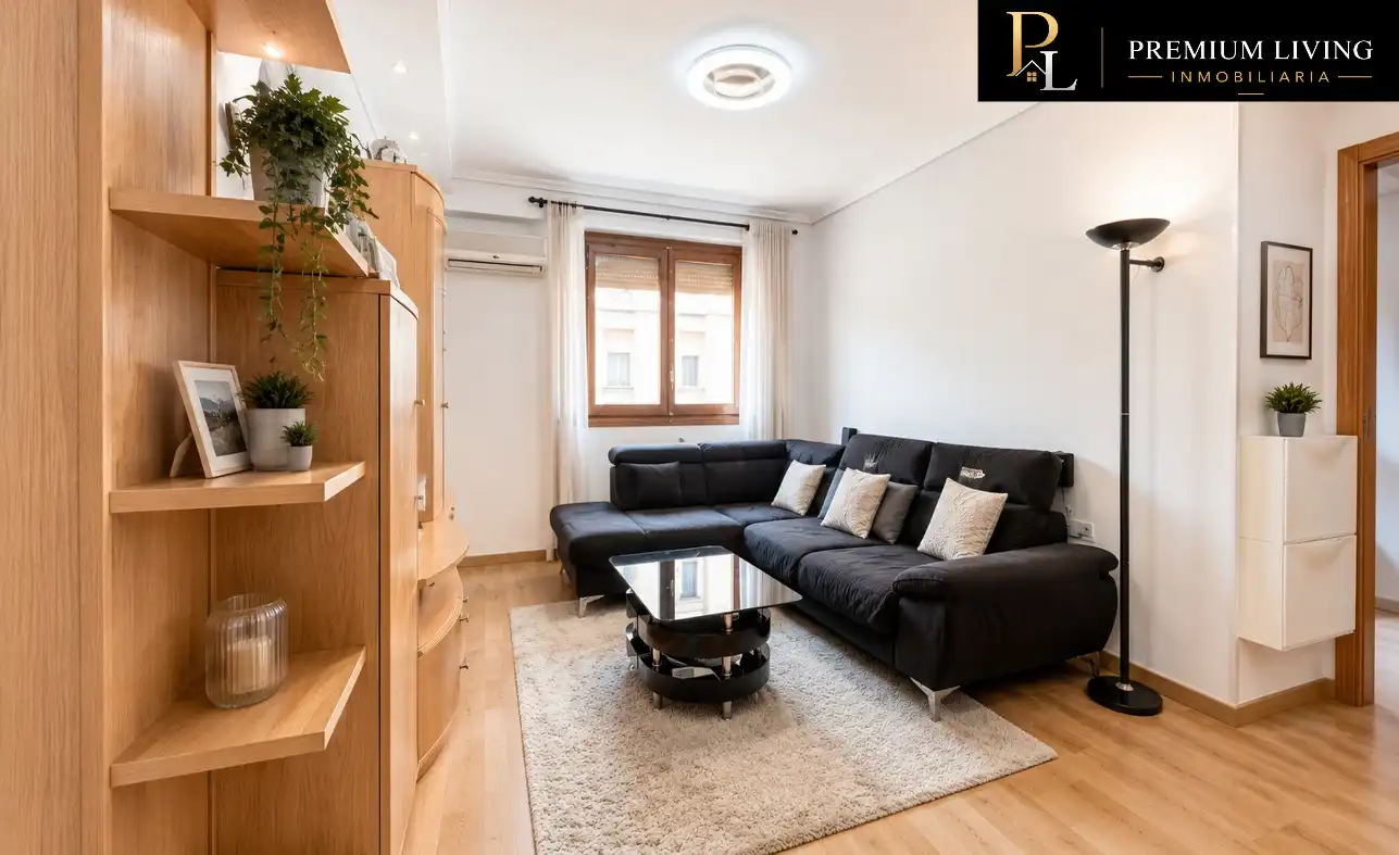Sala de estar de Piso en venta en Zaragoza con Aire acondicionado, Calefacción y Parquet