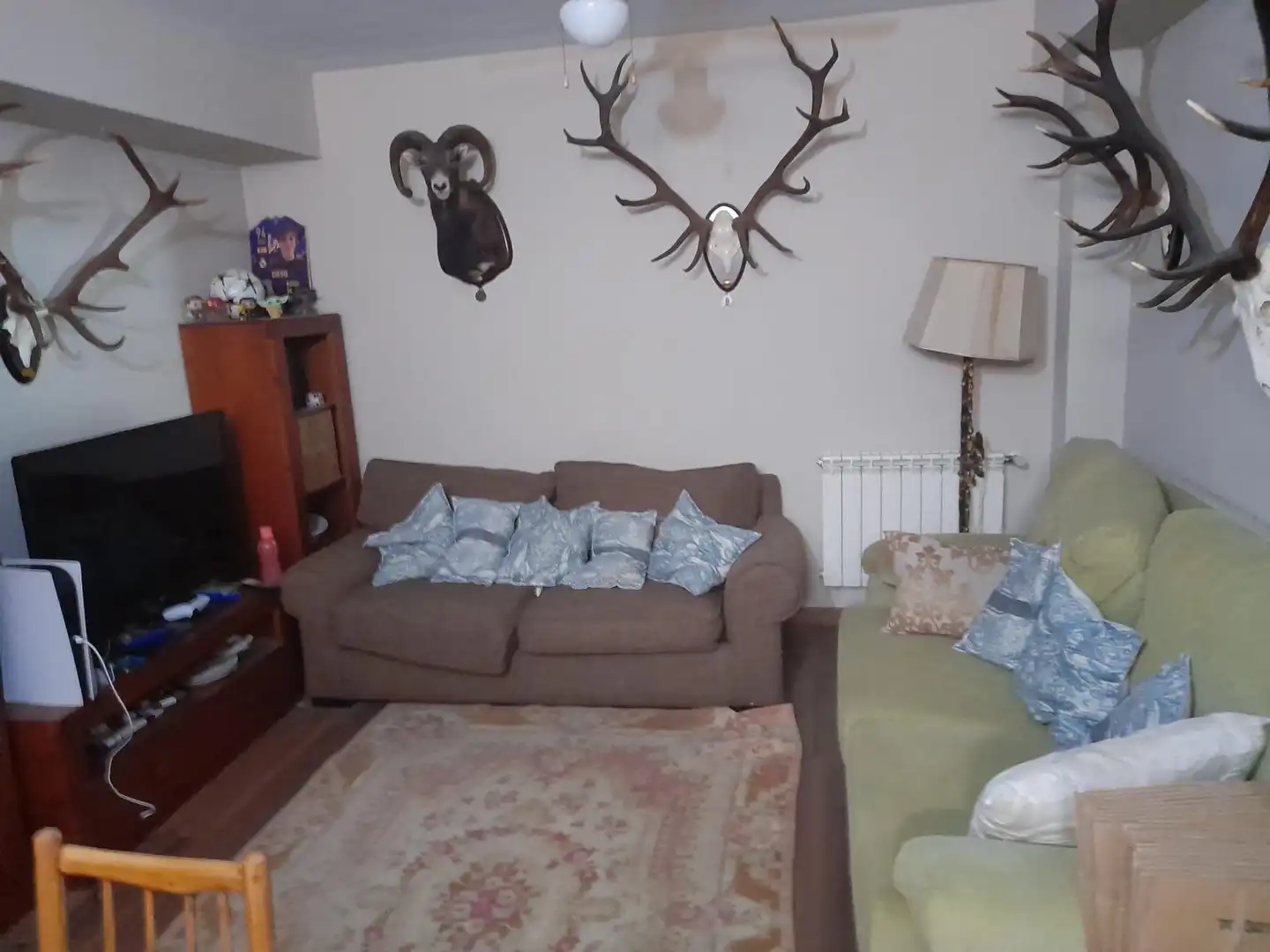 Living room of Detached homes for sale in Cáceres  with Air Conditioner, Heating and Storage room