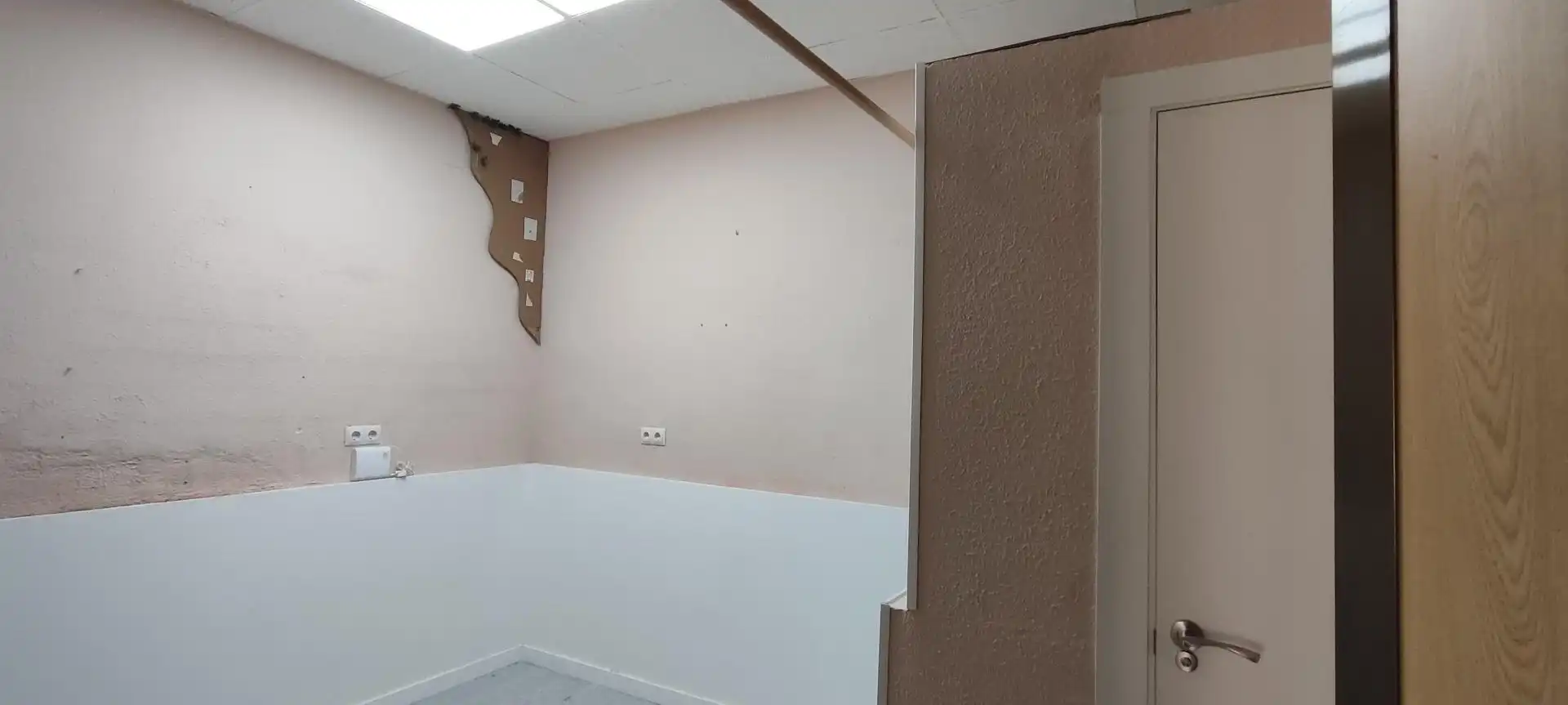 Geschaftsraum zur Miete in Florida - Ciudad de Asís