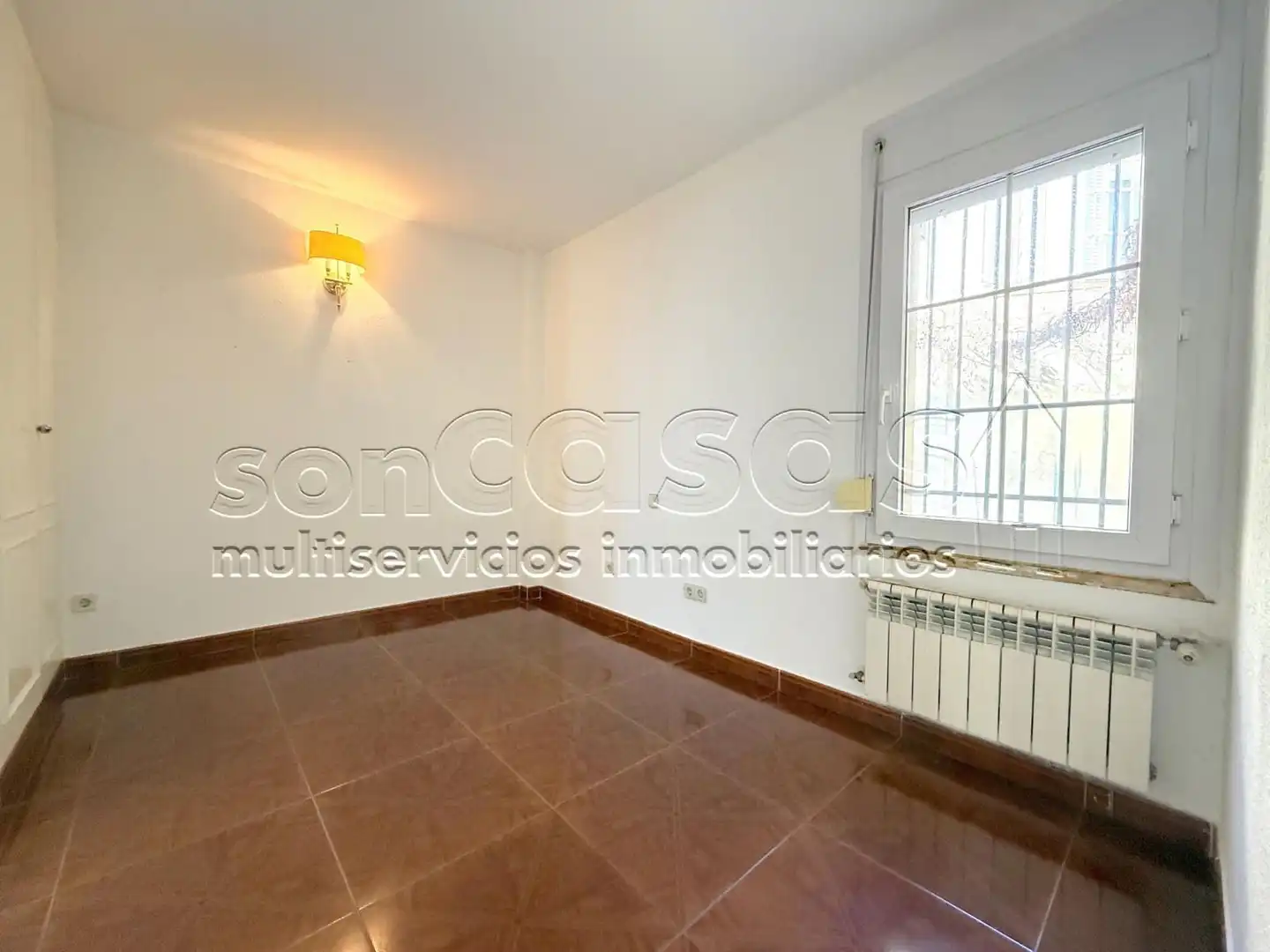 Casa adosada en venta en El Viso