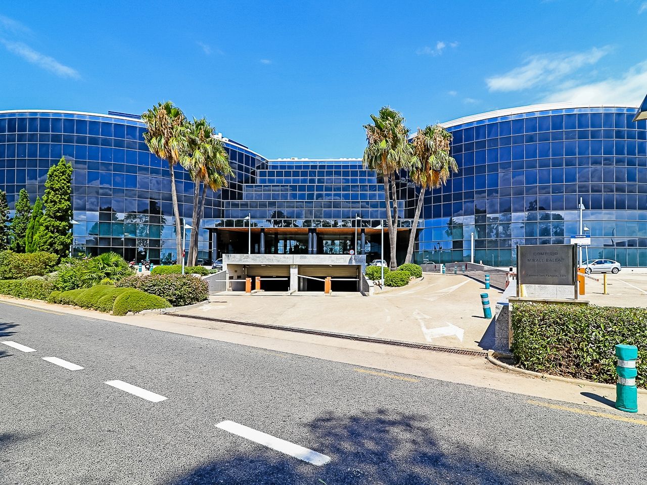 Exterior view of Office for sale in  Palma de Mallorca  with Air Conditioner and Heating