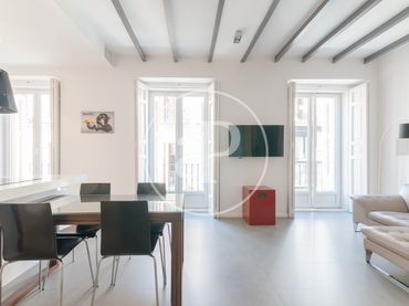 Appartamento con balcone in vendita a Centro