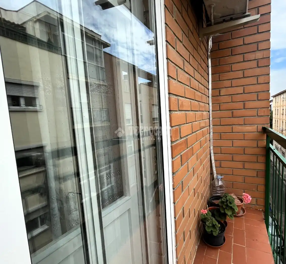Terrasse von Wohnung zum Verkauf in Zaragoza mit Klimaanlage, Heizung und Balkon