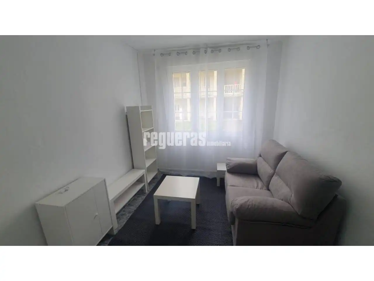 Habitación de Piso de alquiler en Avilés con Calefacción y Amueblado