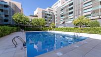 Swimming pool of Flat to rent in  Madrid Capital