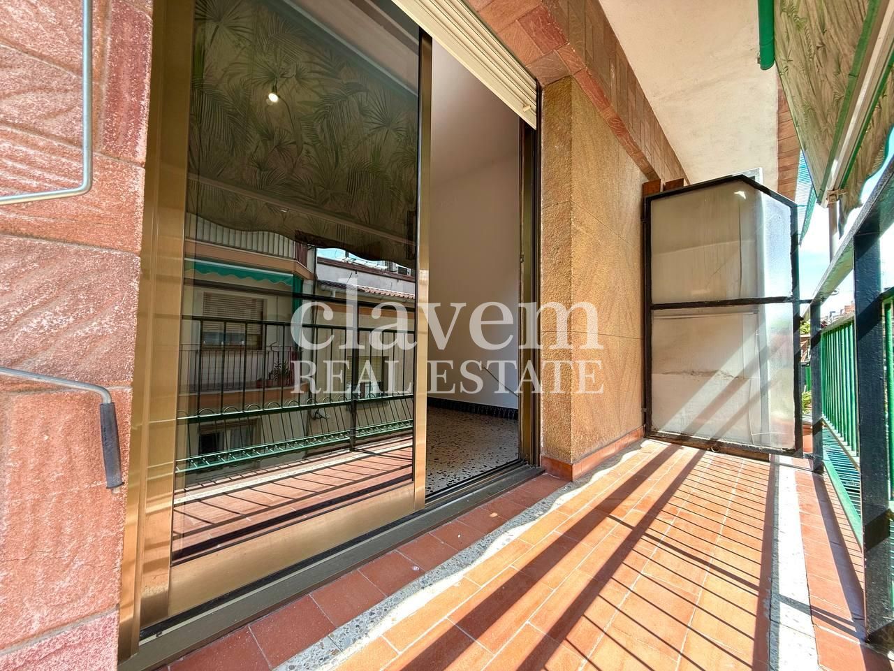 Exterior view of Flat for sale in  Barcelona Capital