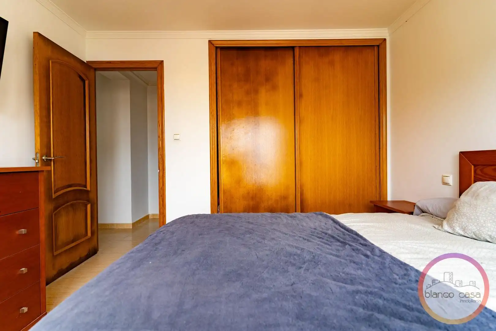 Bedroom of Flat for sale in Carballo