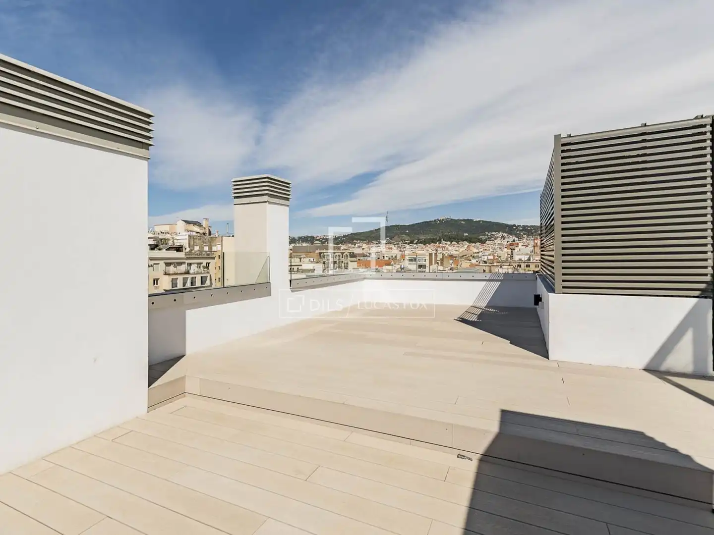 Terrace of Flat for sale in Barcelona  with Air Conditioner, Terrace and Swimming Pool