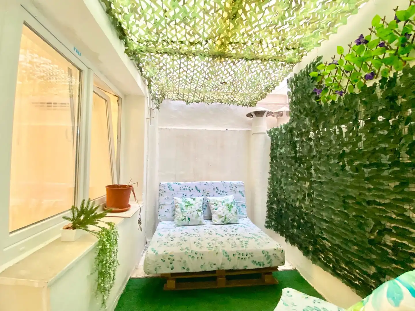 Terrasse von Wohnungen zum Verkauf in Alicante / Alacant mit Klimaanlage und Fernseher