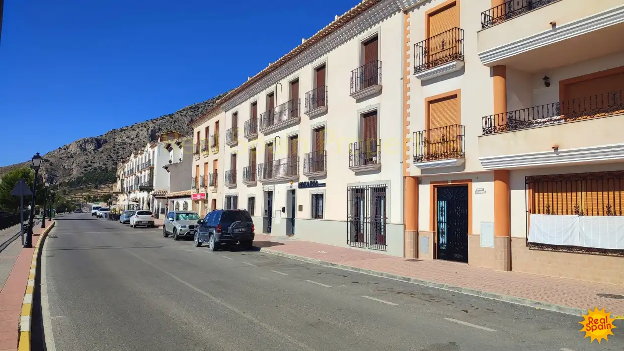 Außenansicht von Wohnungen zum Verkauf in Vélez-Blanco mit Terrasse und Internet