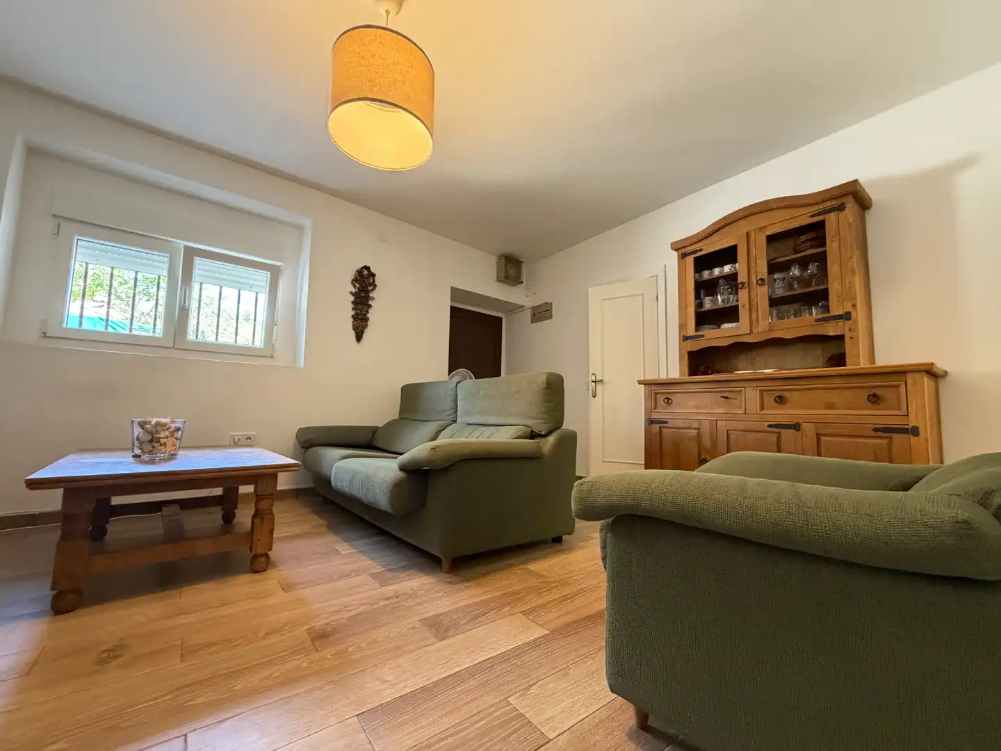 Sala de estar de Casa adosada en venta en Sotillo de la Adrada con Aire acondicionado, Terraza y Amueblado
